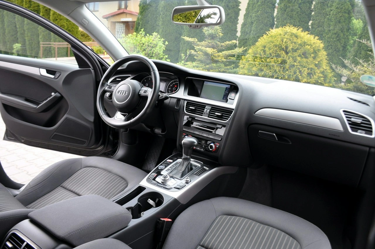 Audi A4 - Zdjęcie 23