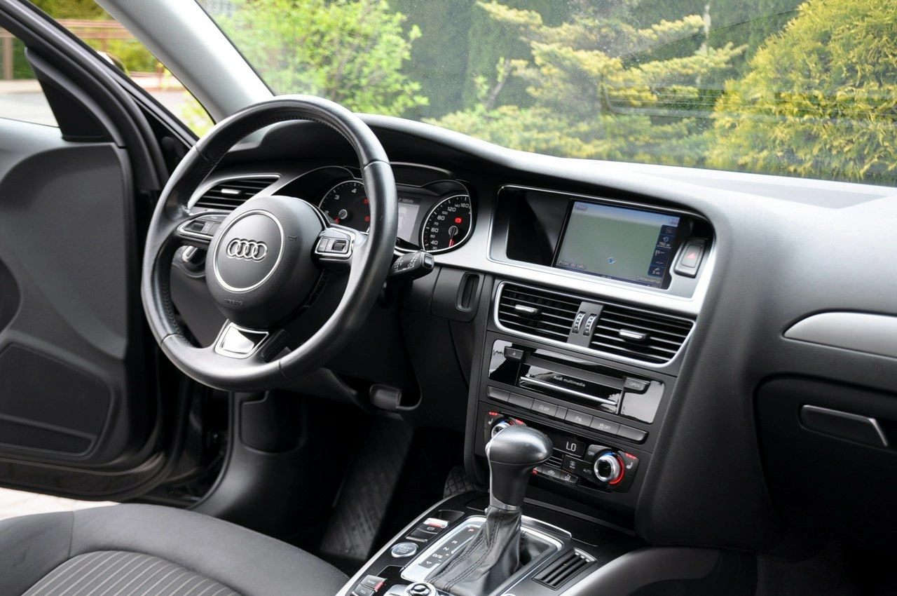 Audi A4 - Zdjęcie 24