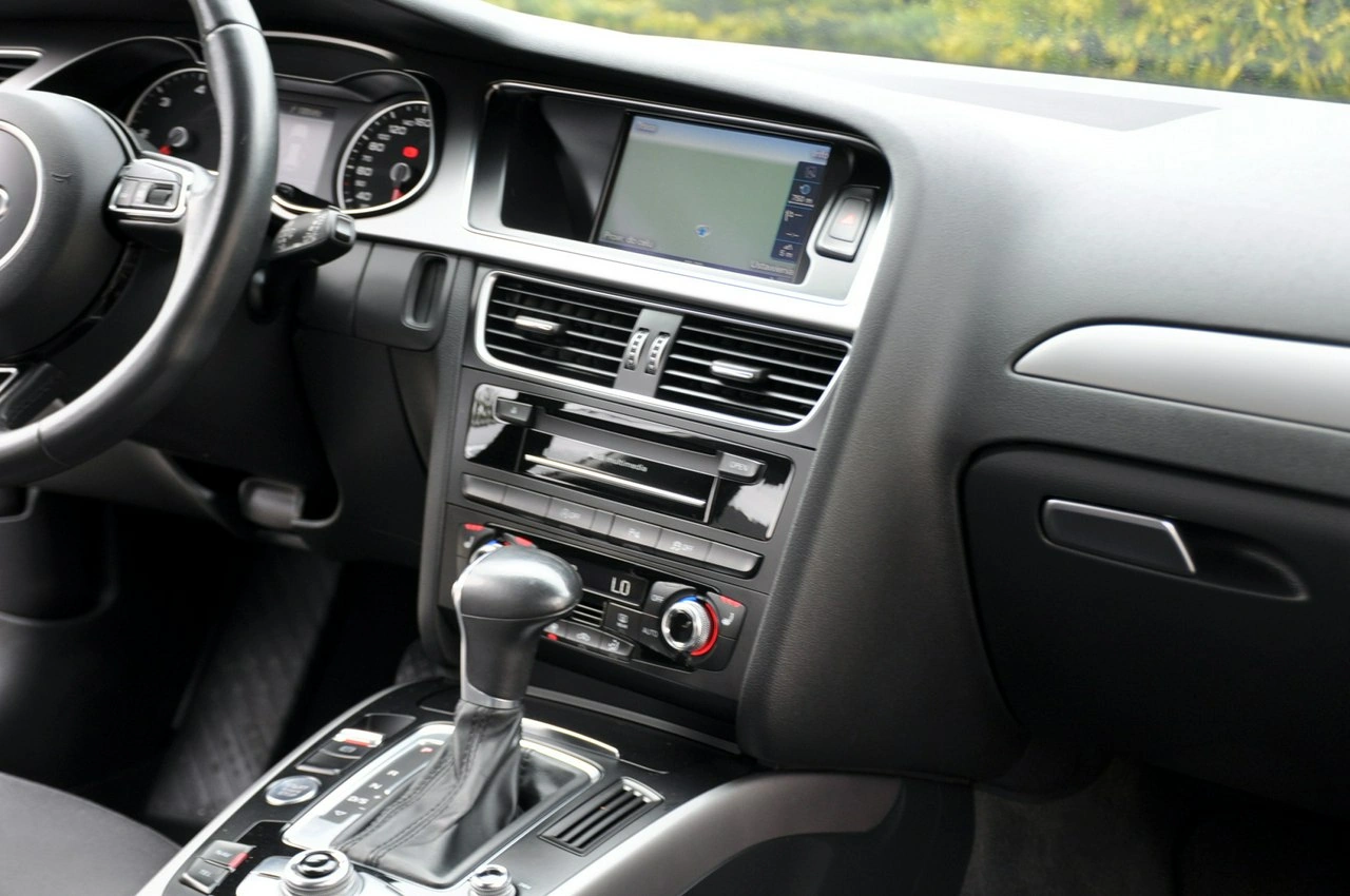 Audi A4 - Zdjęcie 25