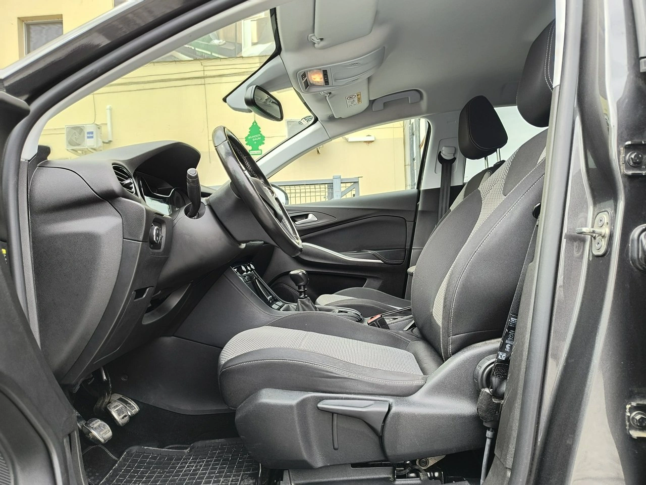 Opel Grandland X - Zdjęcie 17