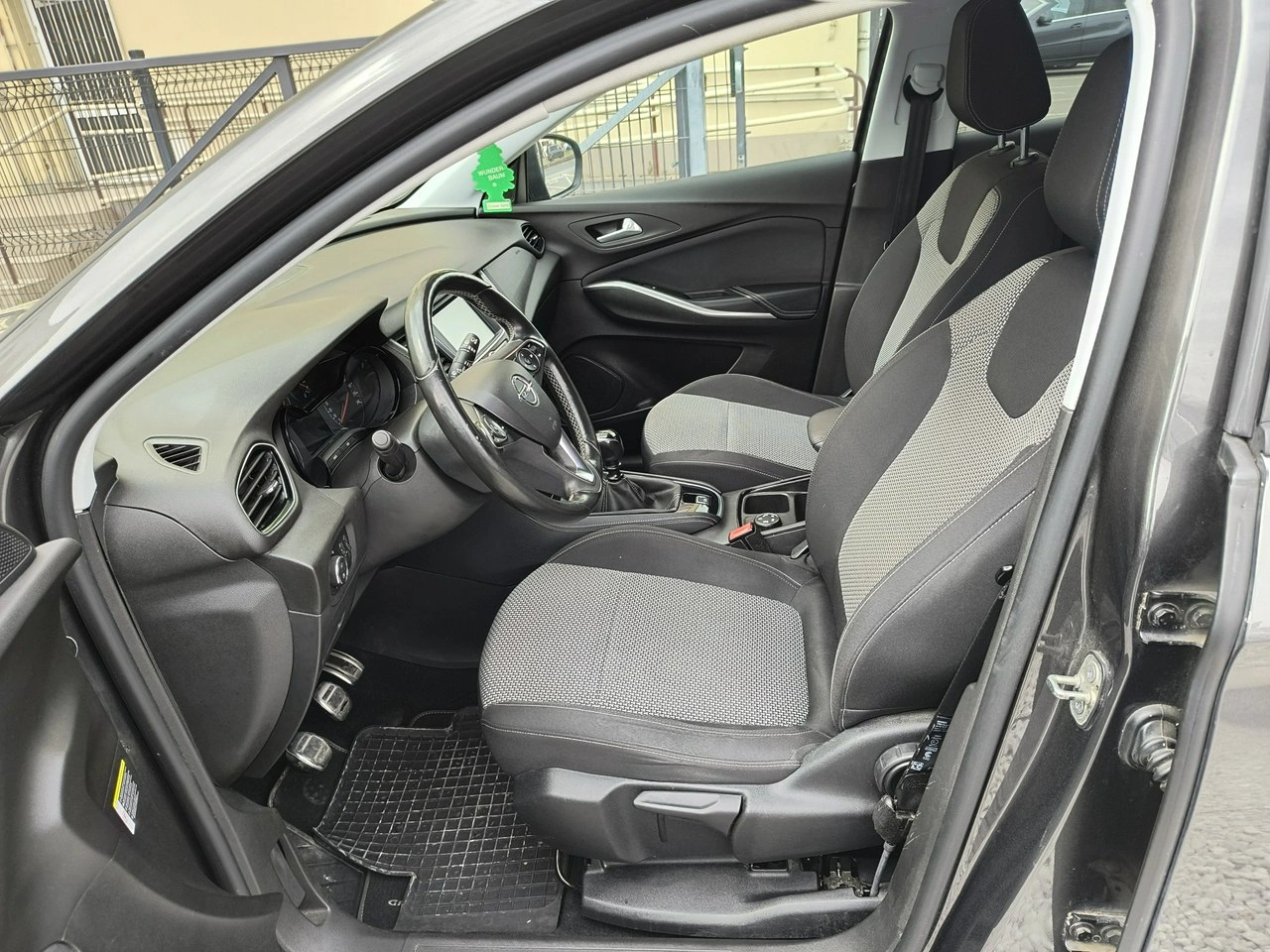 Opel Grandland X - Zdjęcie 18
