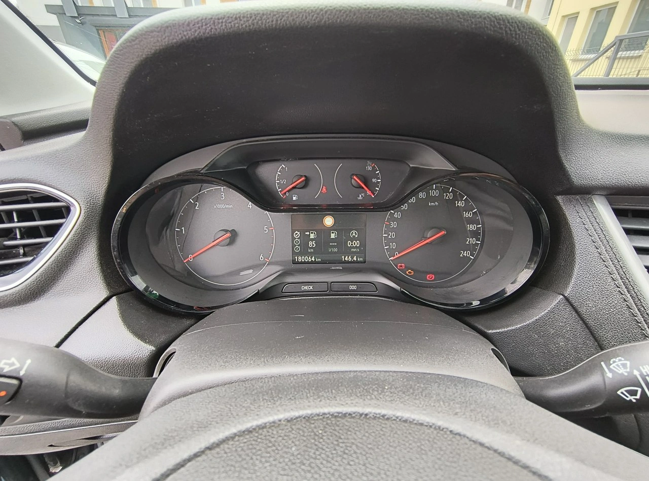 Opel Grandland X - Zdjęcie 21
