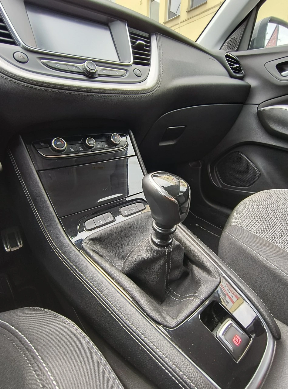 Opel Grandland X - Zdjęcie 22