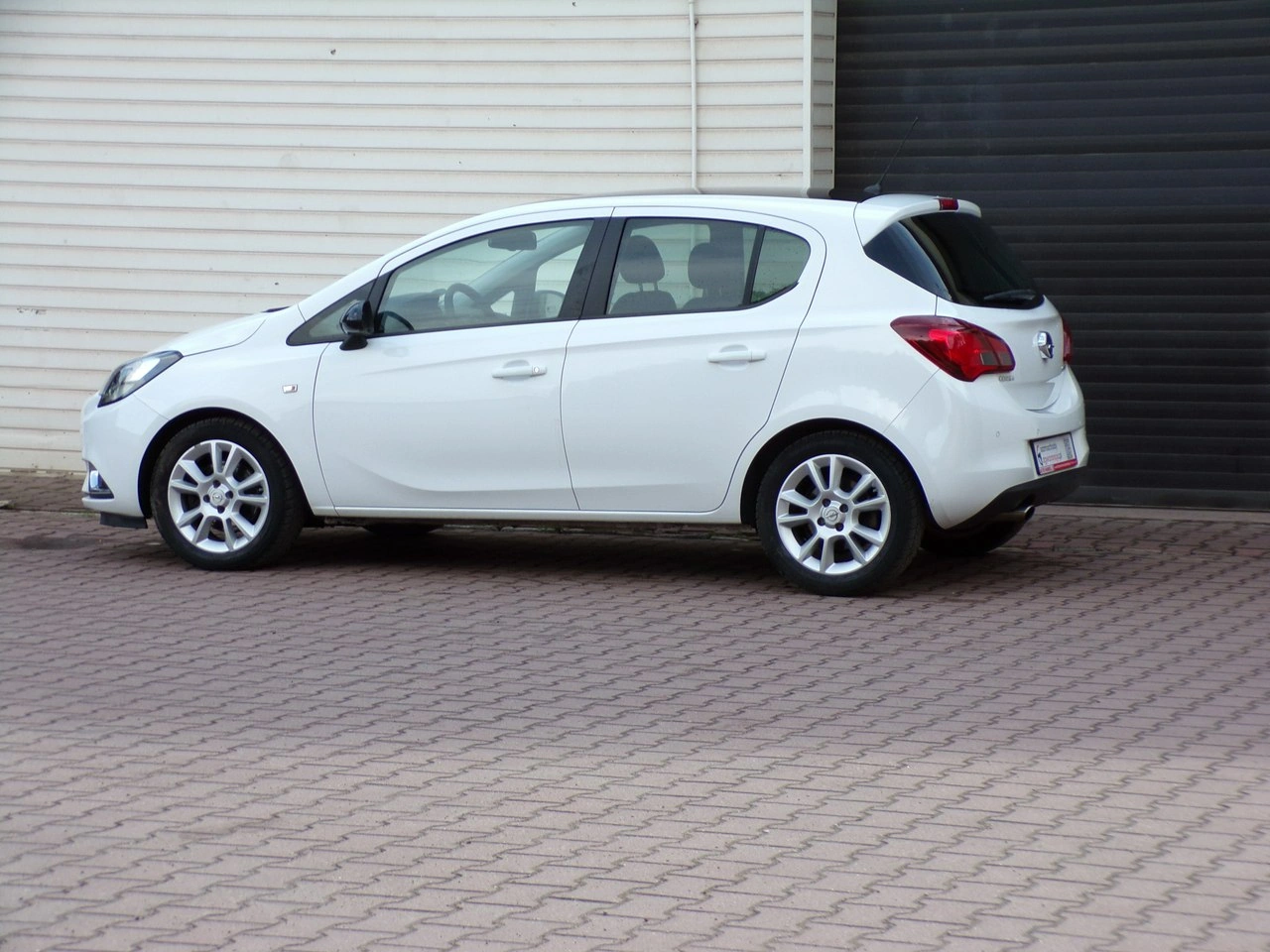 Opel Corsa - Zdjęcie 15