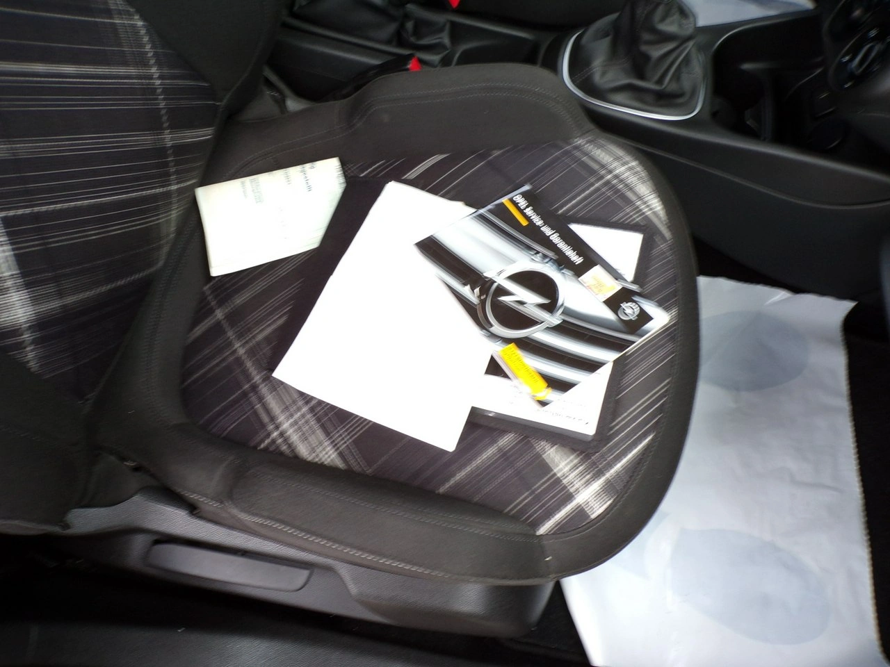Opel Corsa - Zdjęcie 16