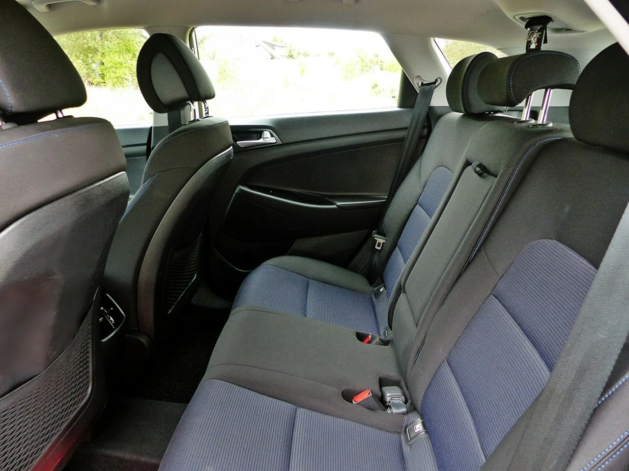 Hyundai Tucson - Zdjęcie 22