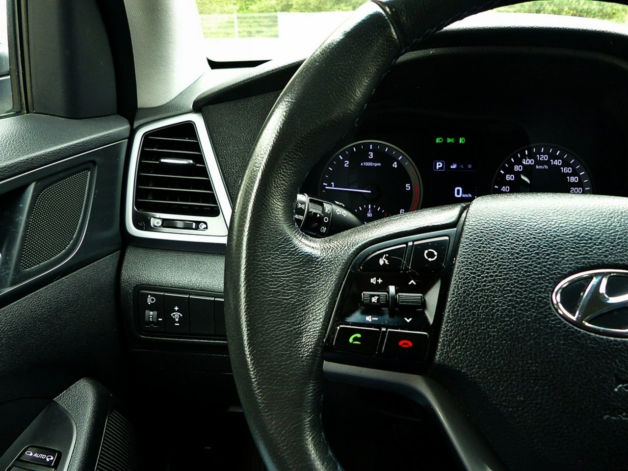 Hyundai Tucson - Zdjęcie 30