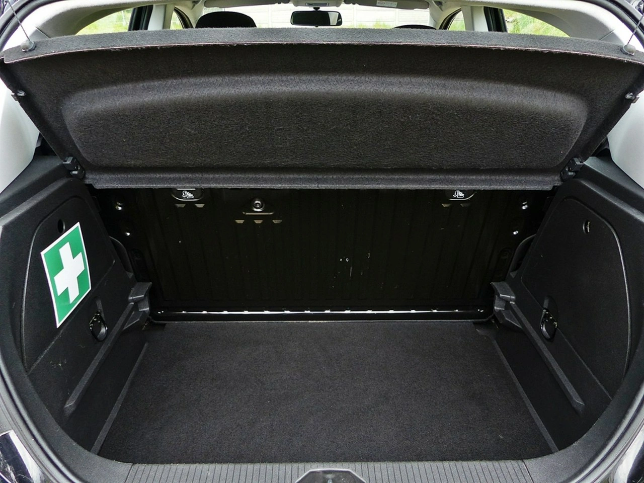 Opel Corsa - Zdjęcie 9