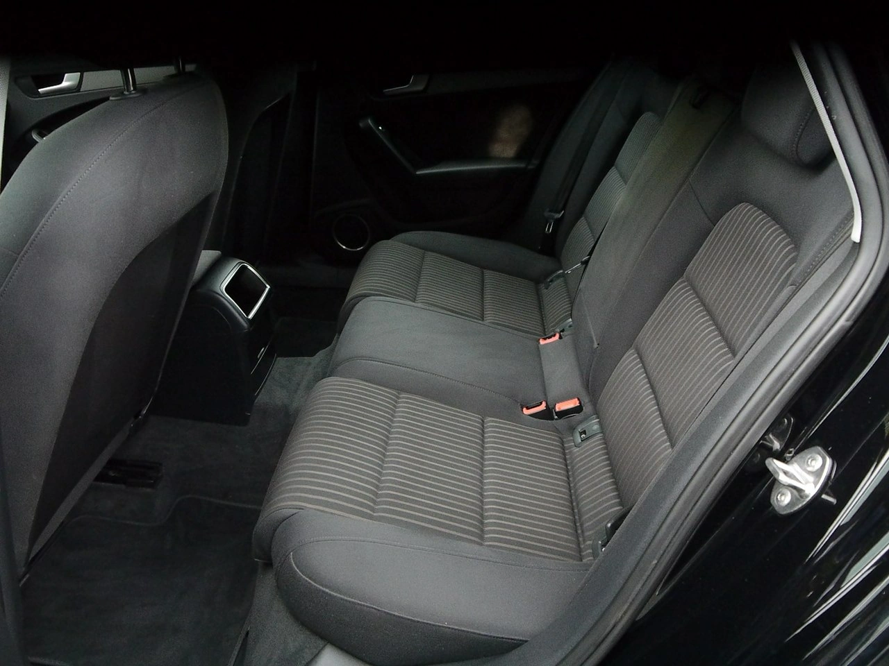 Audi A4 - Zdjęcie 31