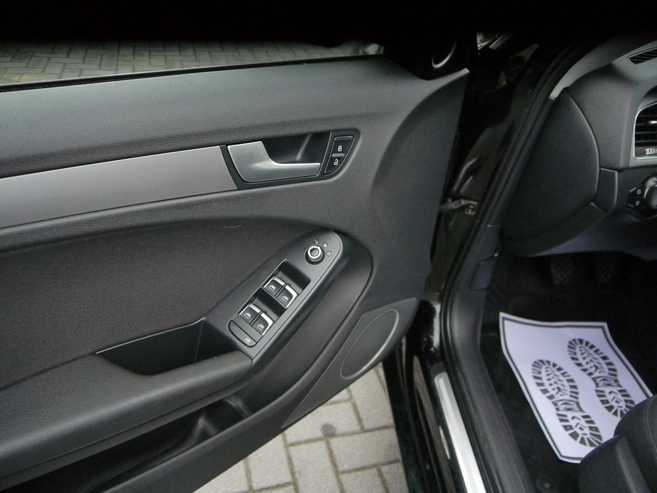 Audi A4 - Zdjęcie 33