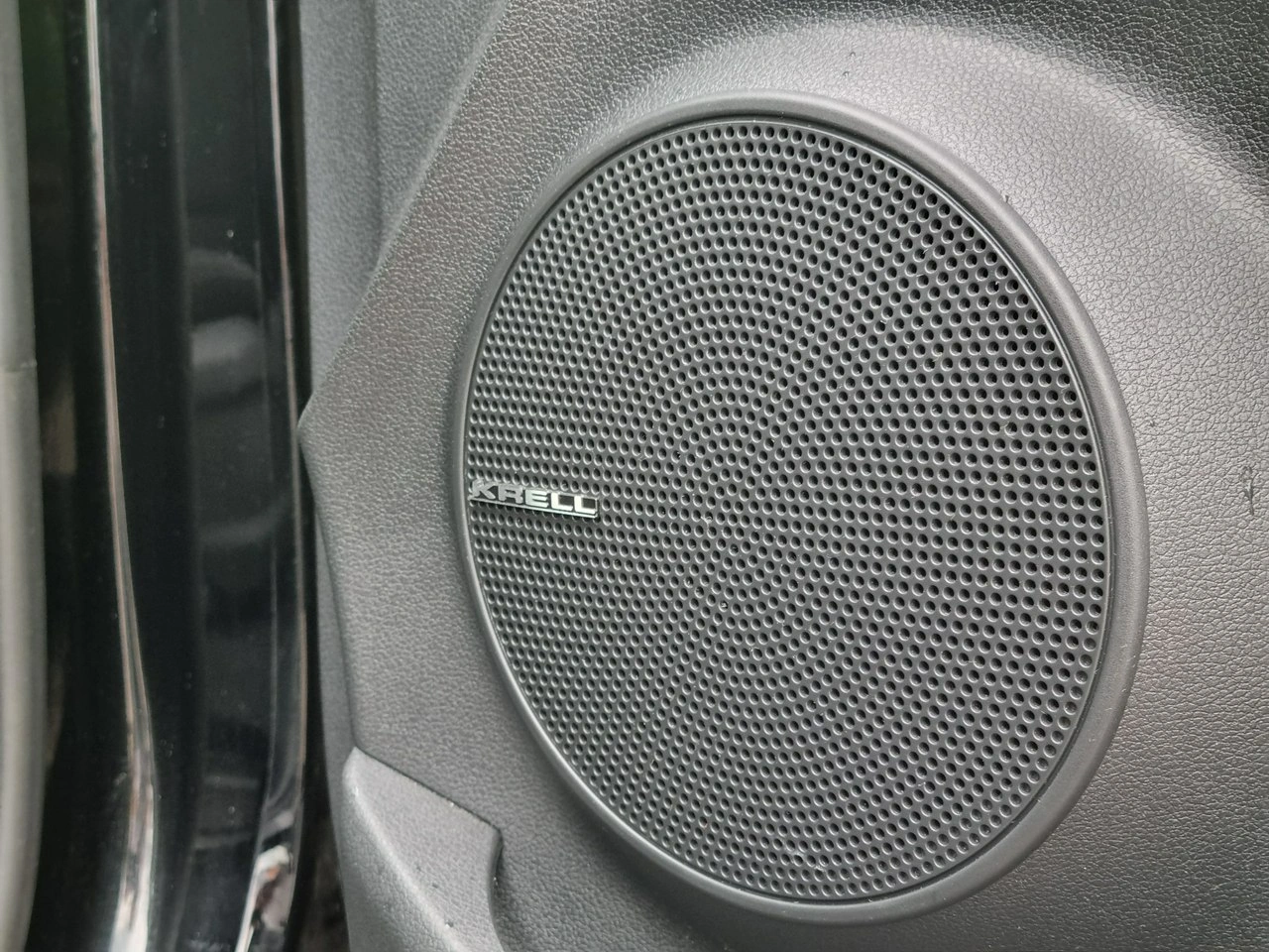 Hyundai Kona - Zdjęcie 17