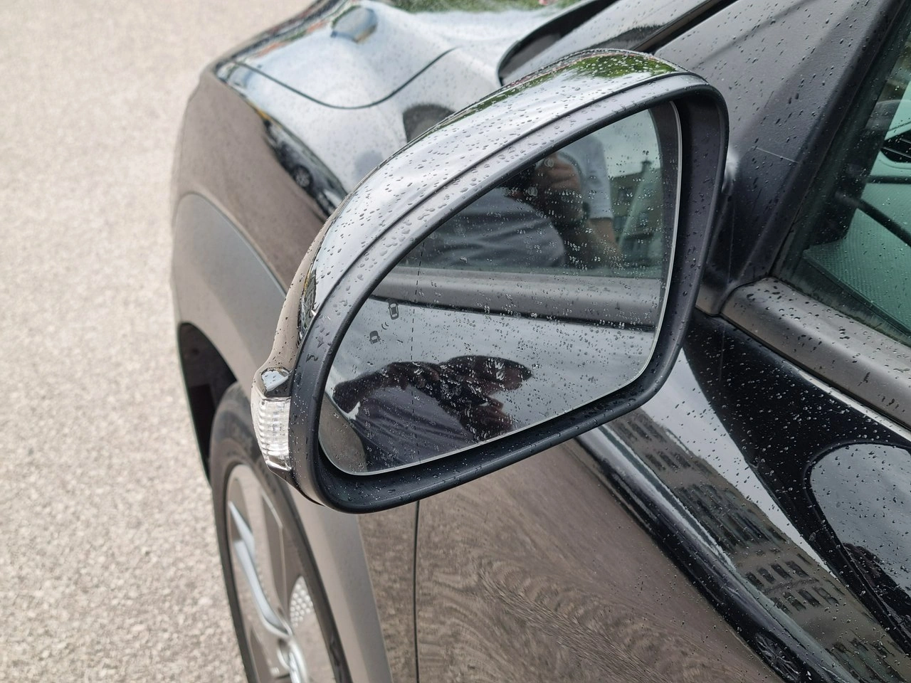 Hyundai Kona - Zdjęcie 24