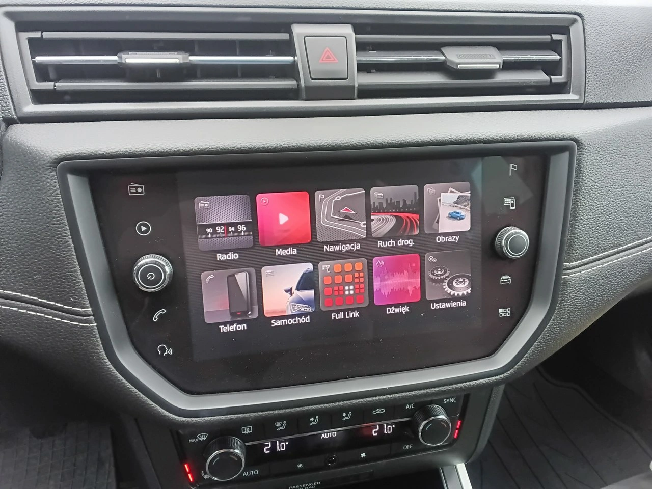 Seat Arona - Zdjęcie 18
