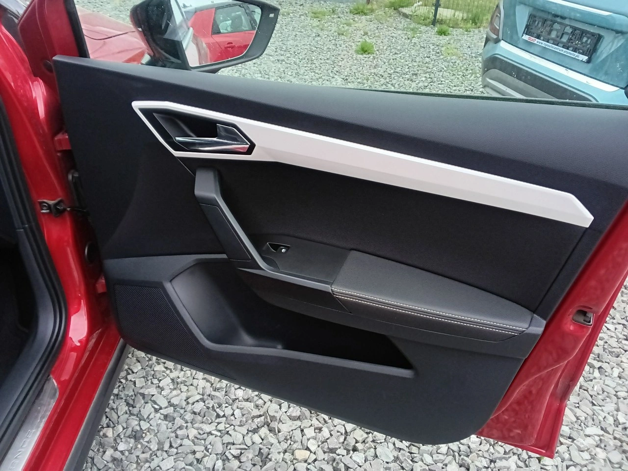 Seat Arona - Zdjęcie 29