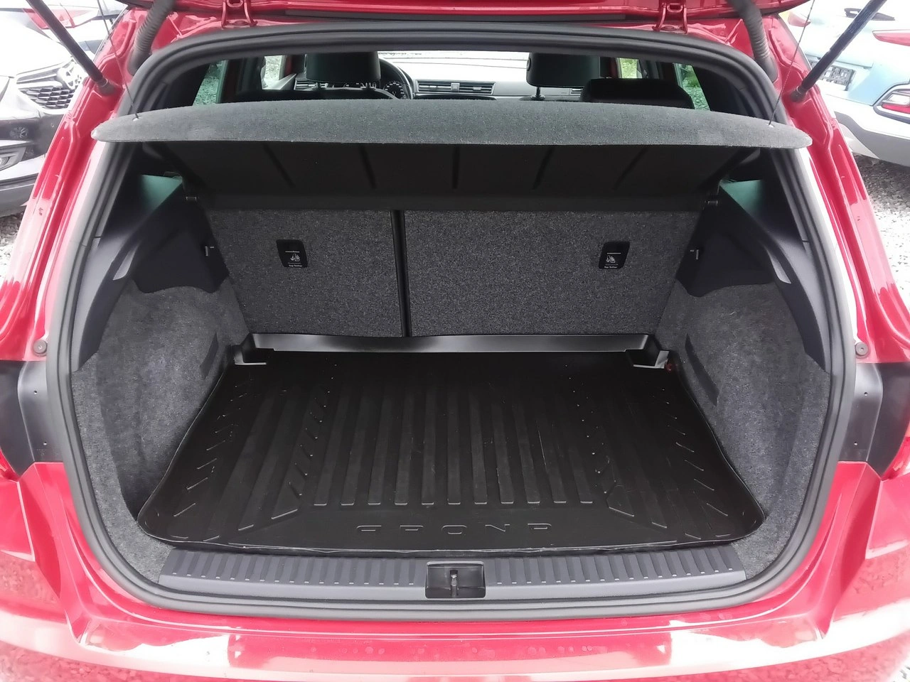 Seat Arona - Zdjęcie 33