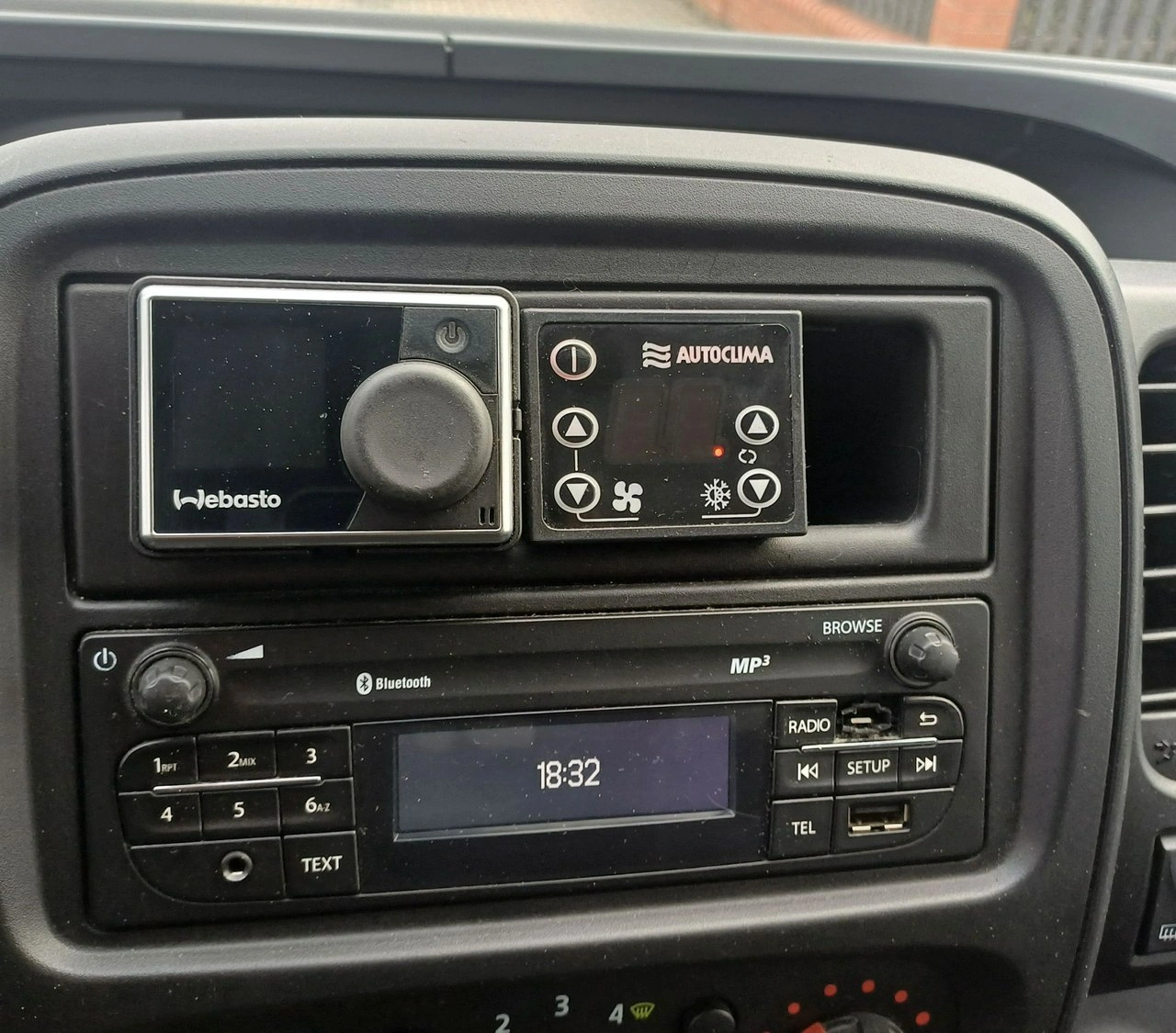 Opel Vivaro - Zdjęcie 19