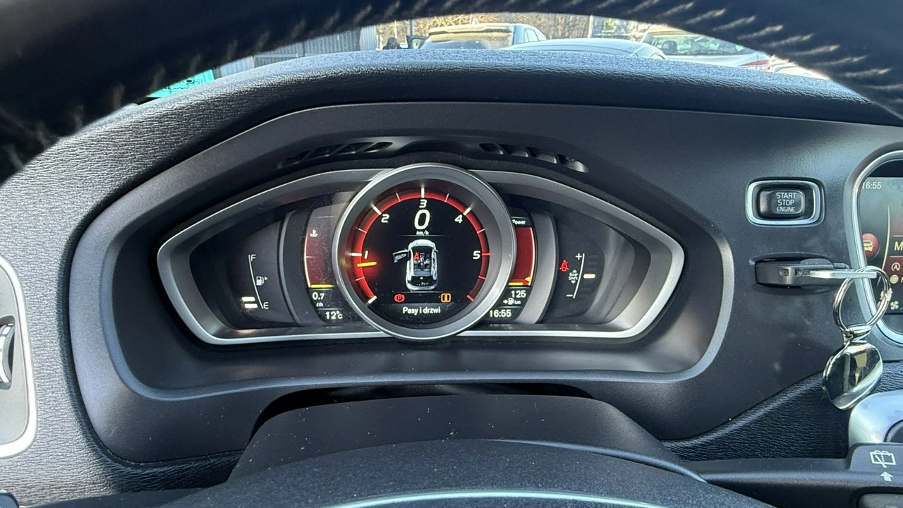Volvo V40 - Zdjęcie 16