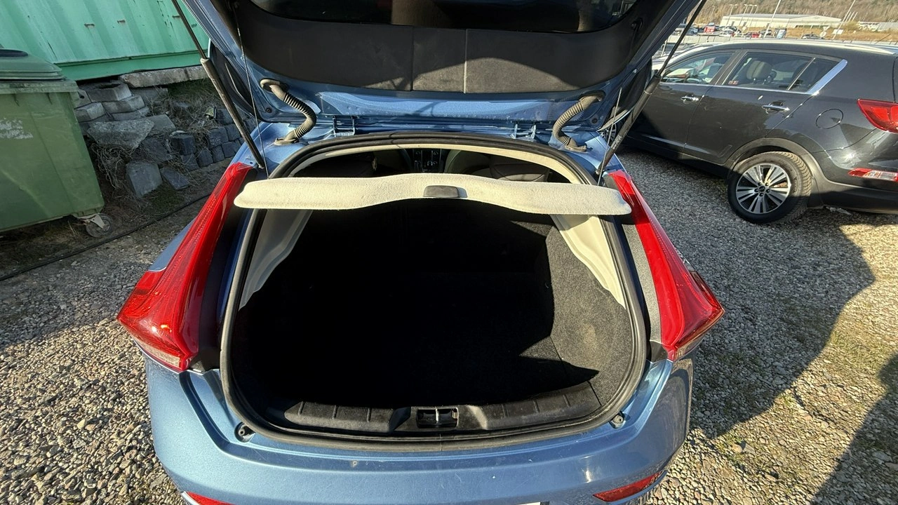 Volvo V40 - Zdjęcie 28