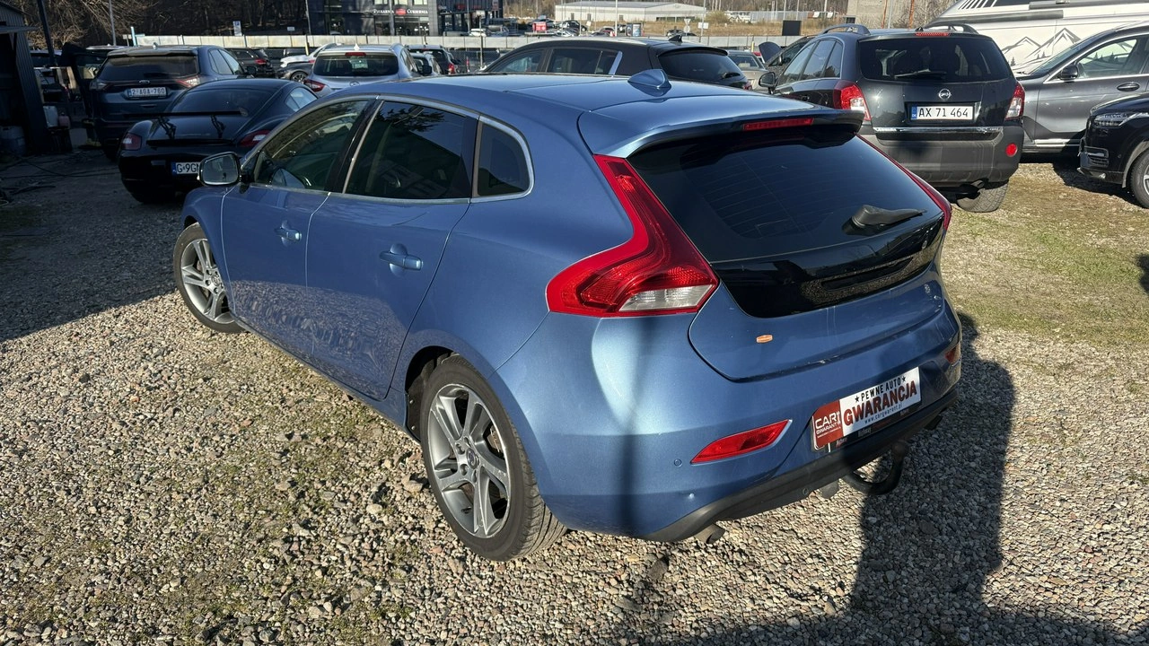 Volvo V40 - Zdjęcie 2