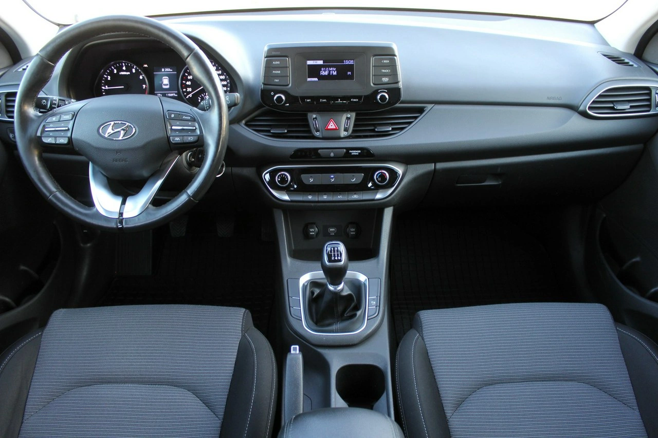 Hyundai i30 - Zdjęcie 9