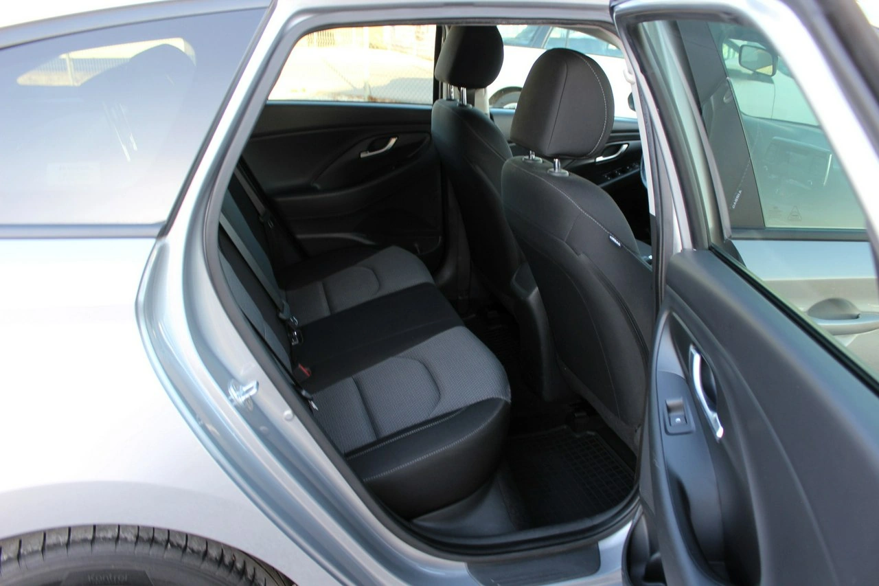 Hyundai i30 - Zdjęcie 12