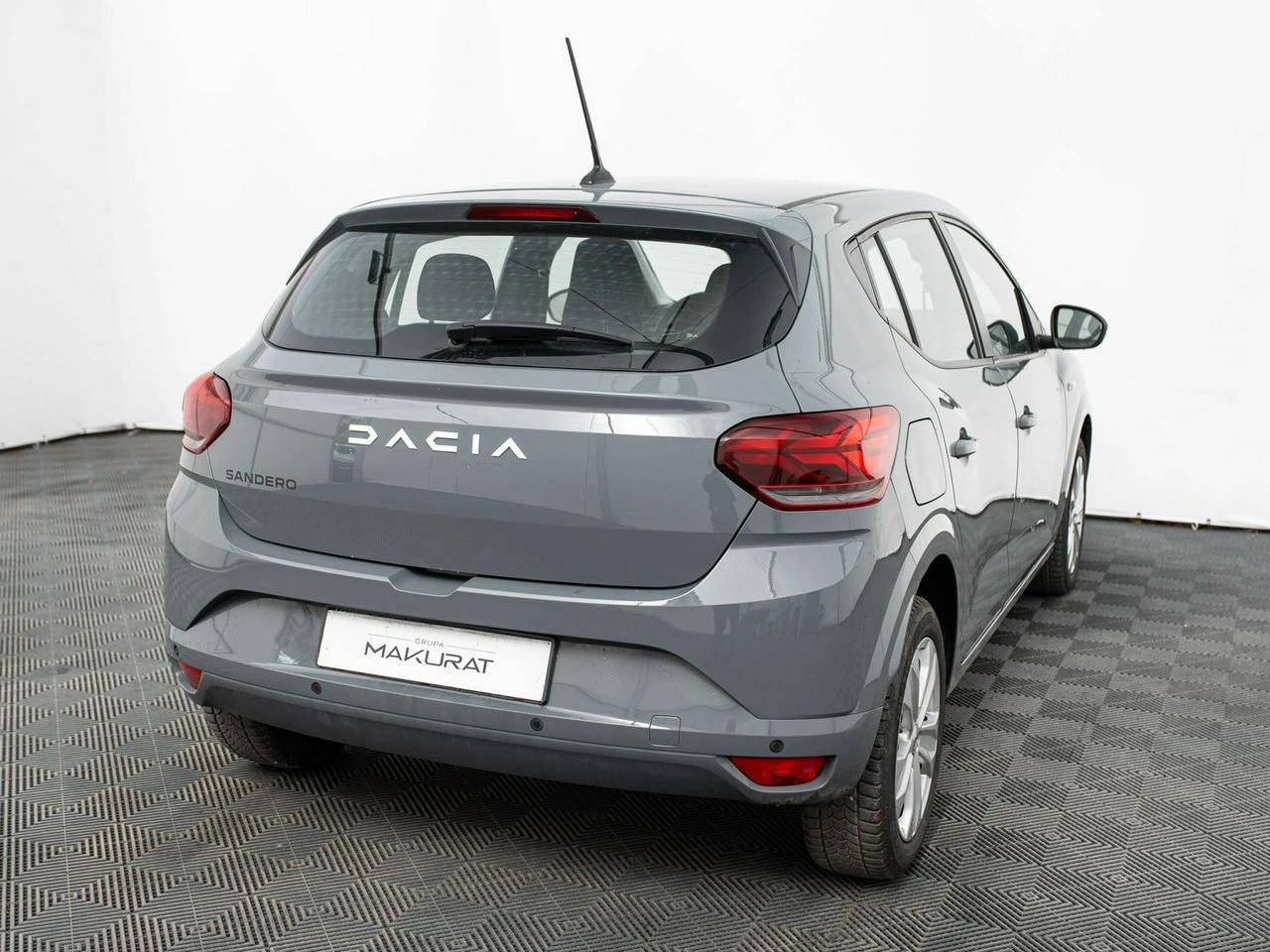 Dacia Sandero - Zdjęcie 4