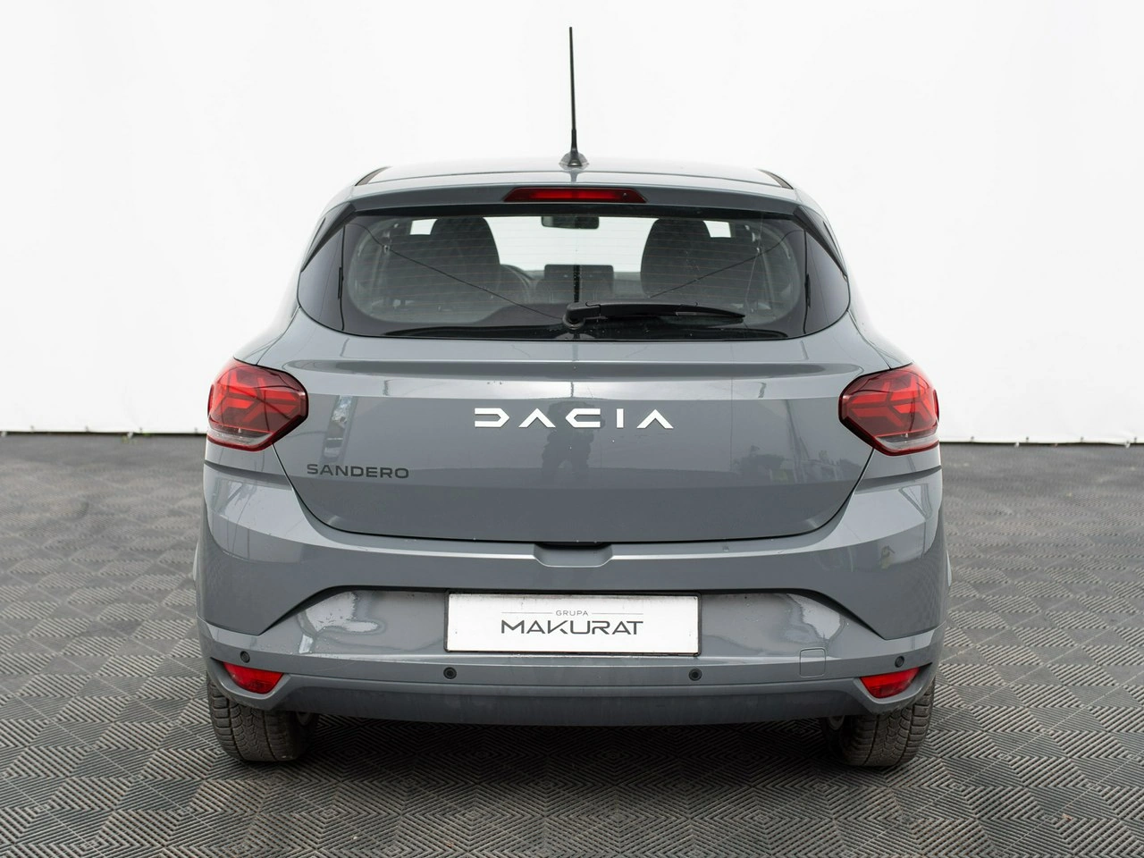 Dacia Sandero - Zdjęcie 8