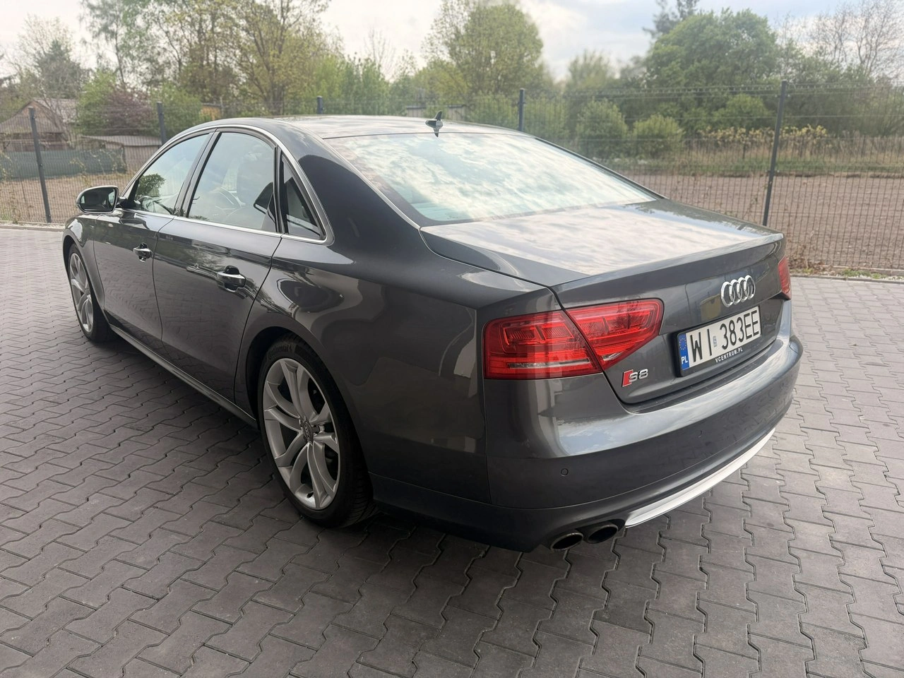 Audi S8 - Zdjęcie 9