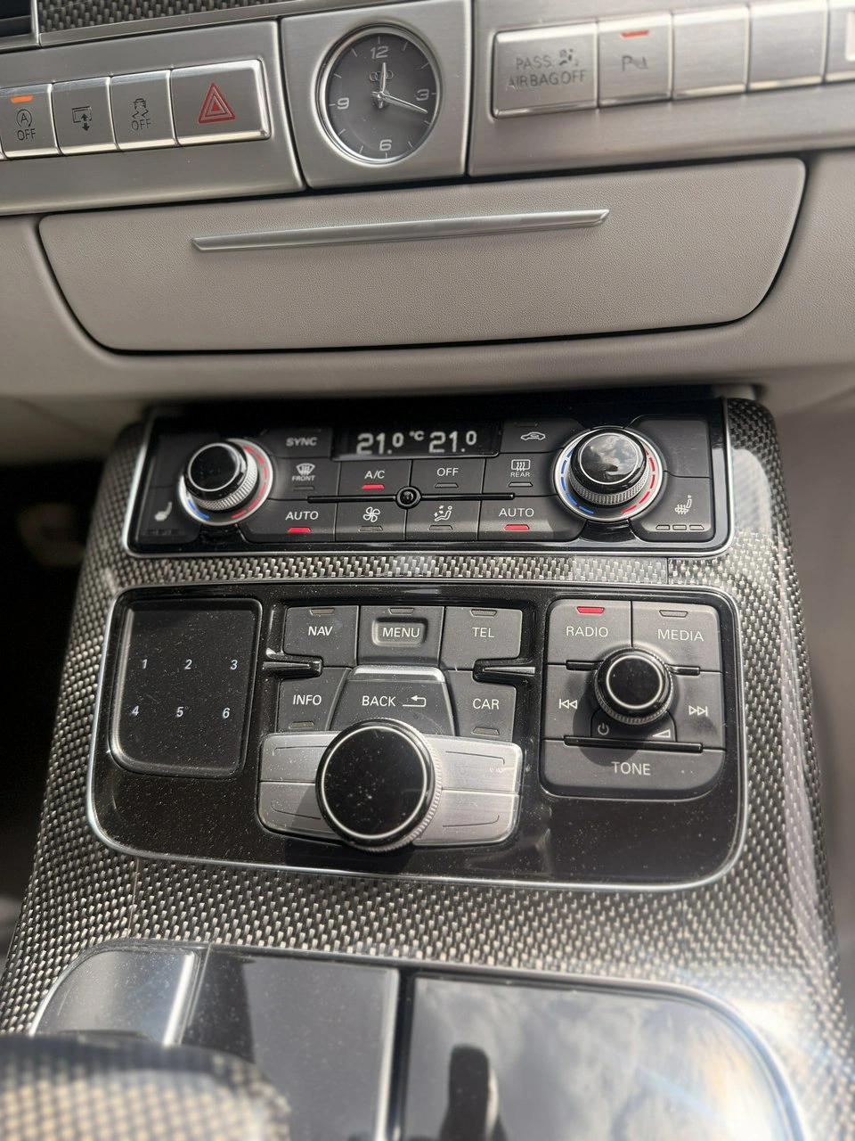 Audi S8 - Zdjęcie 17