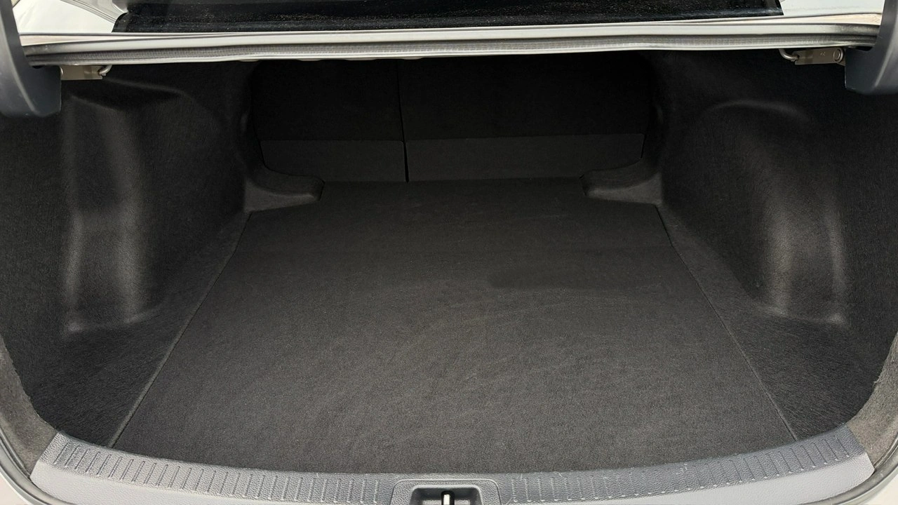 Toyota Corolla - Zdjęcie 11