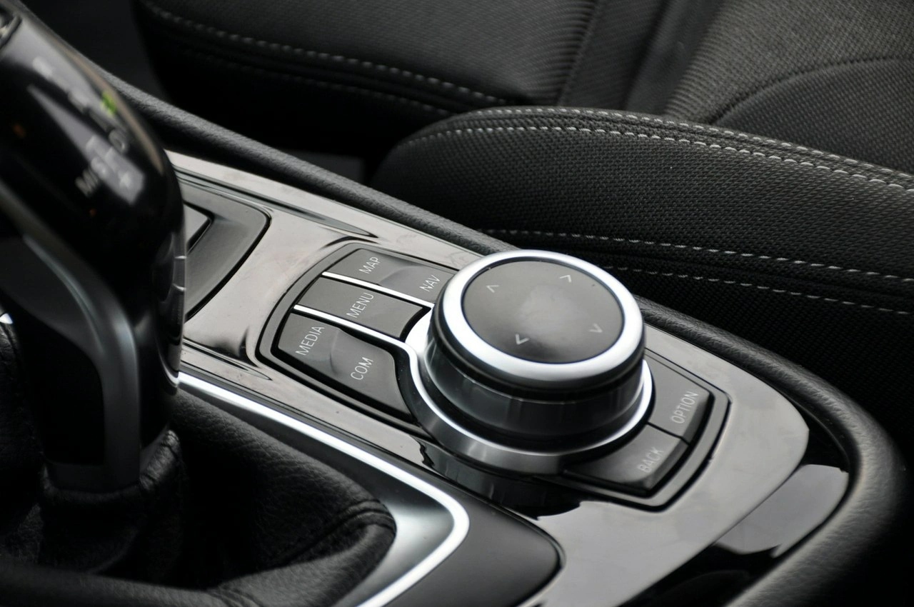 BMW 218 - Zdjęcie 34