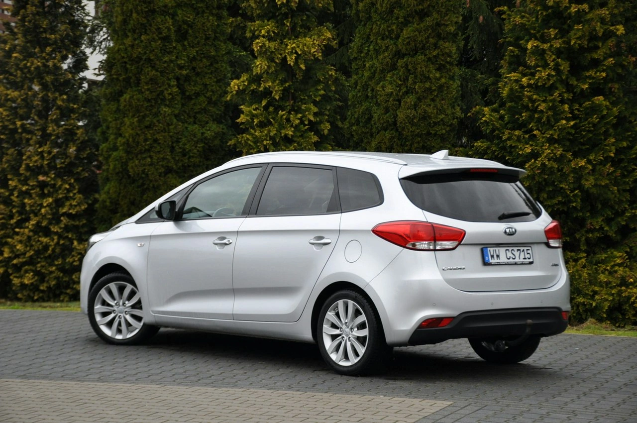 Kia Carens - Zdjęcie 12