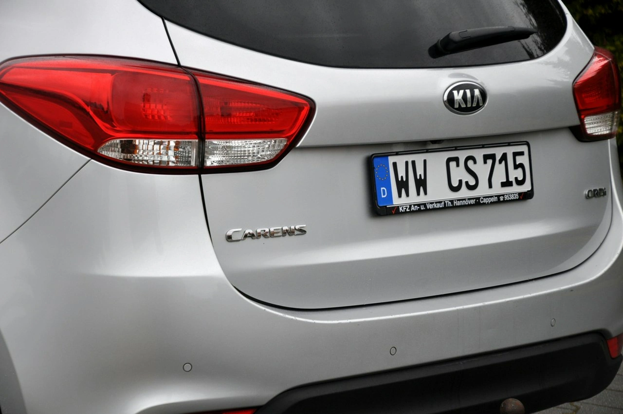 Kia Carens - Zdjęcie 15