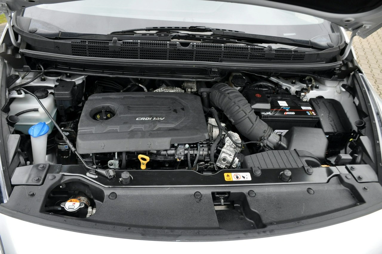 Kia Carens - Zdjęcie 38