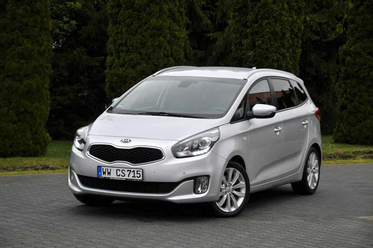 Kia Carens - Zdjęcie 8