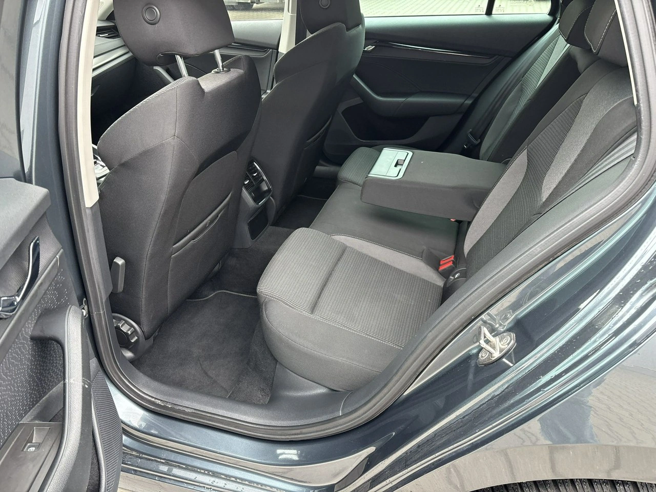 Skoda Octavia - Zdjęcie 10