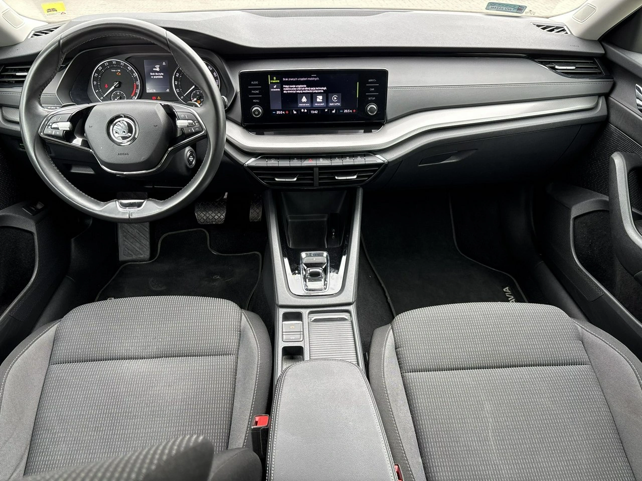 Skoda Octavia - Zdjęcie 11