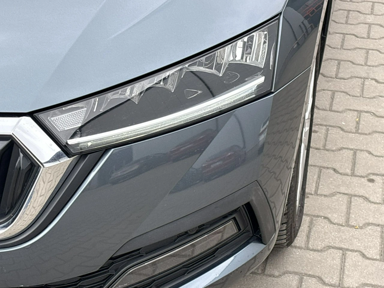 Skoda Octavia - Zdjęcie 8