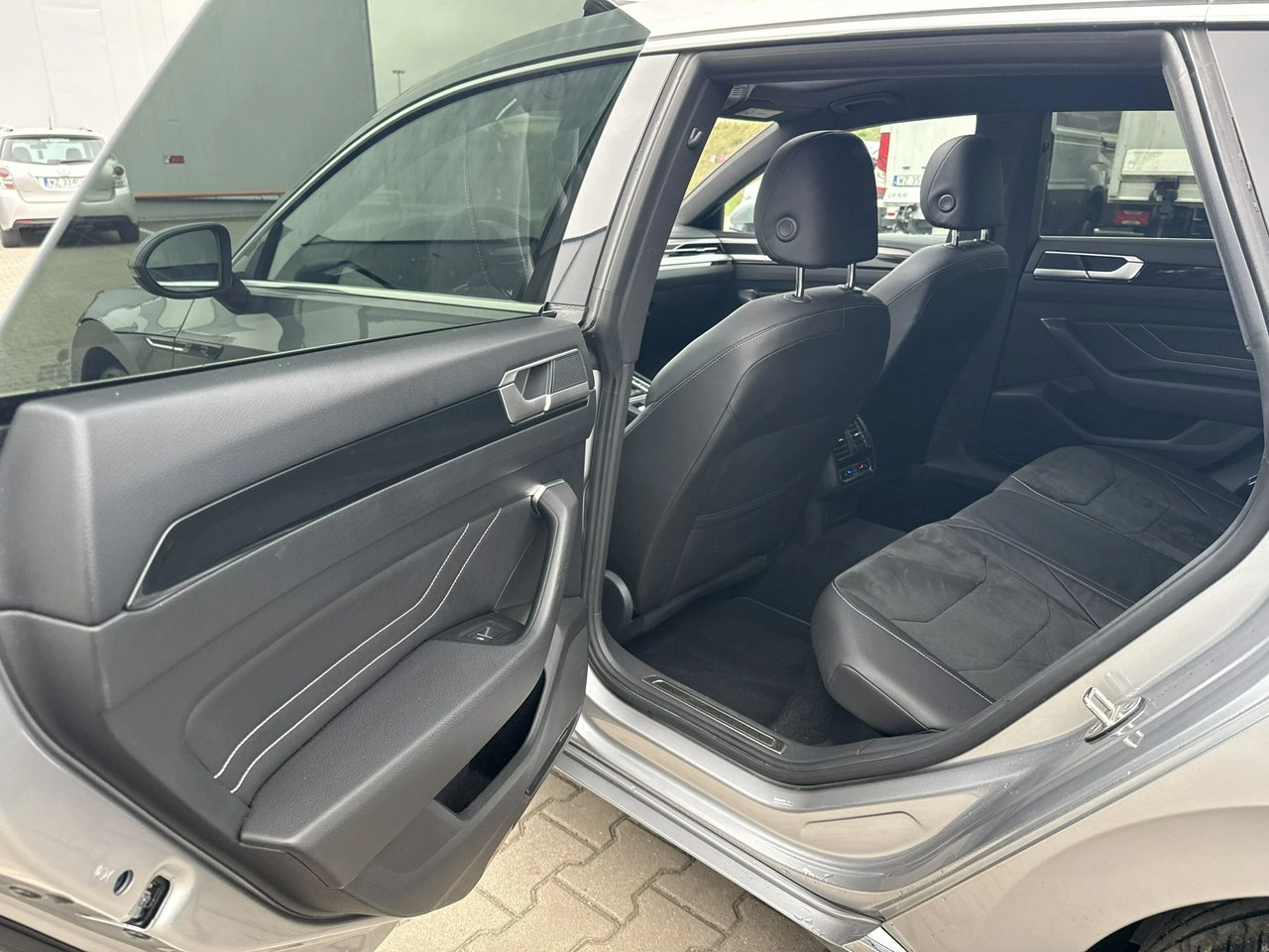 Volkswagen Arteon - Zdjęcie 14