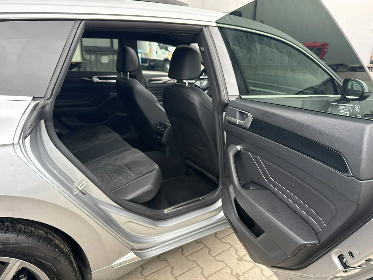 Volkswagen Arteon - Zdjęcie 18