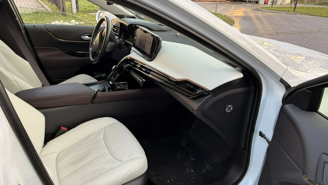 Toyota Mirai - Zdjęcie 5