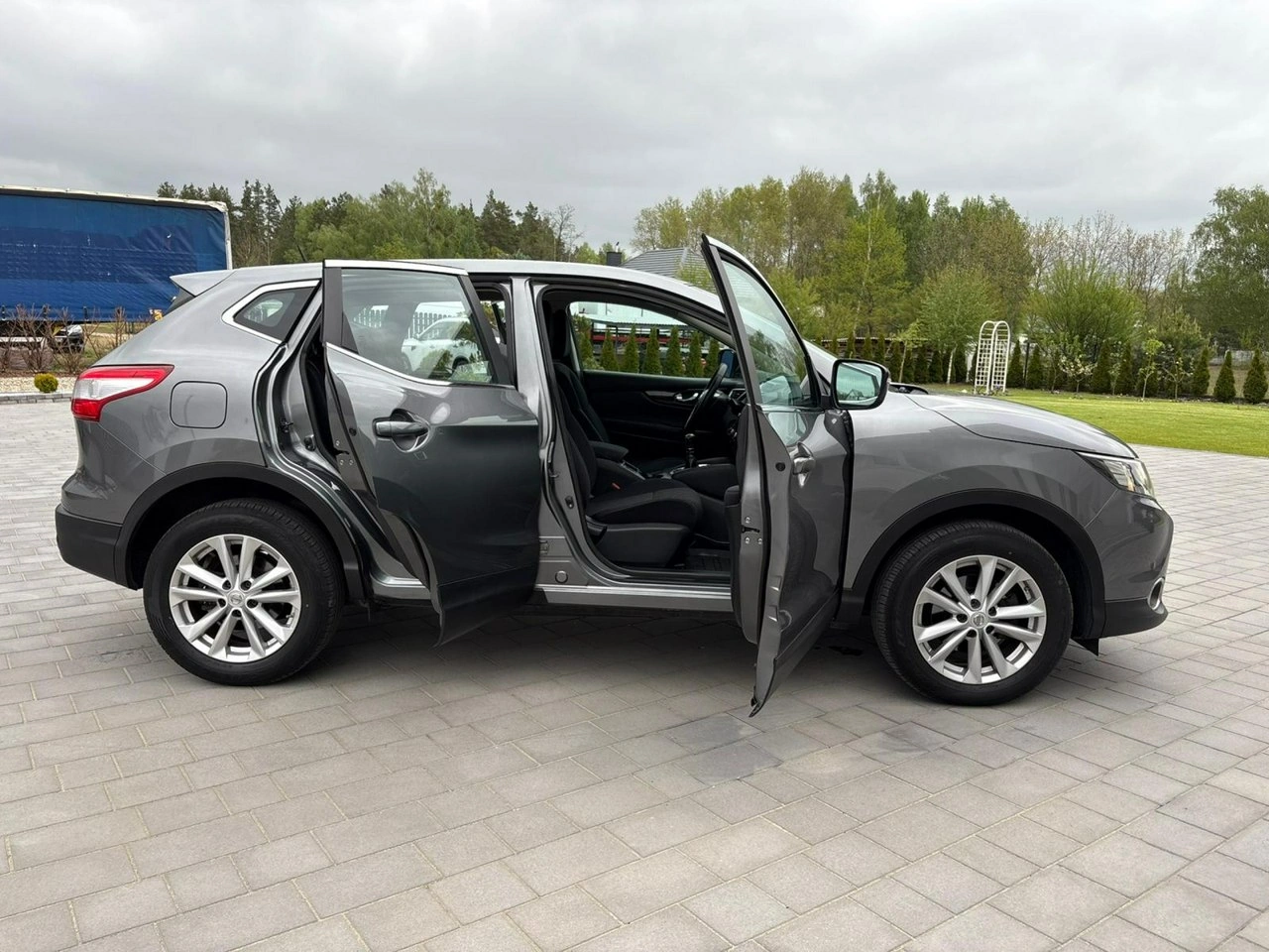 Nissan Qashqai - Zdjęcie 11