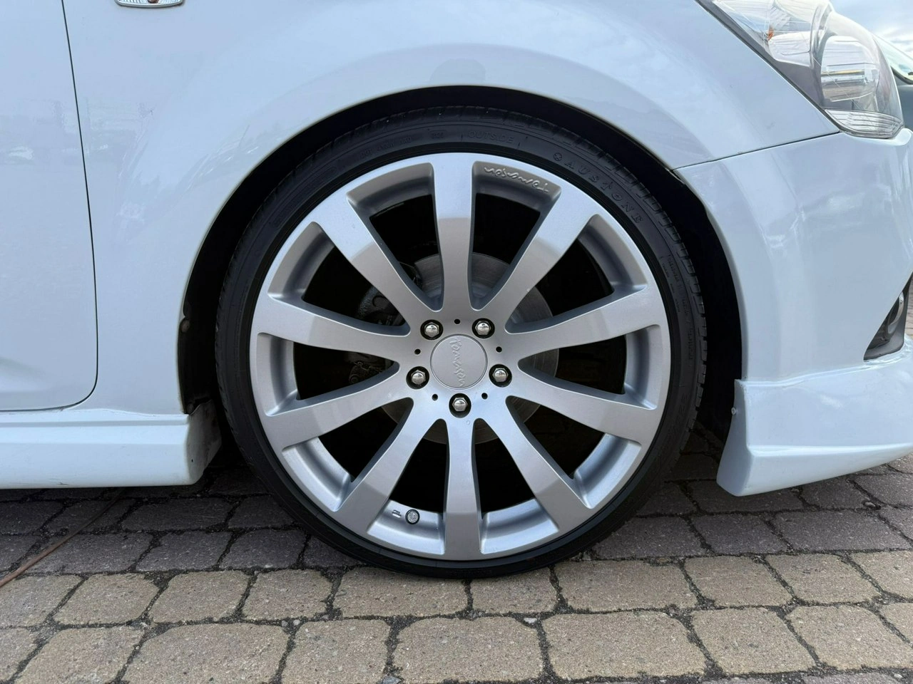 Kia Pro Cee'd - Zdjęcie 9