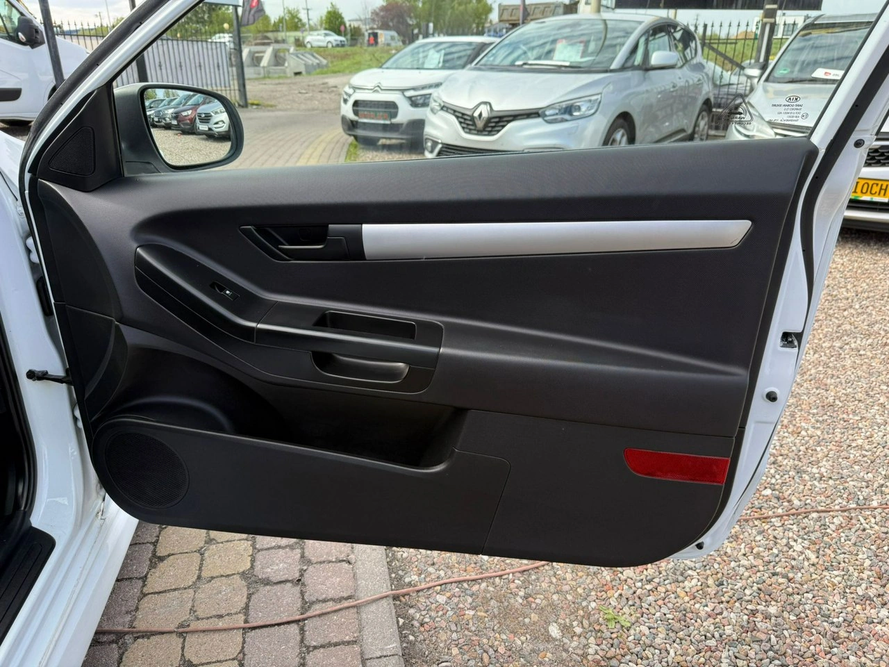 Kia Pro Cee'd - Zdjęcie 15