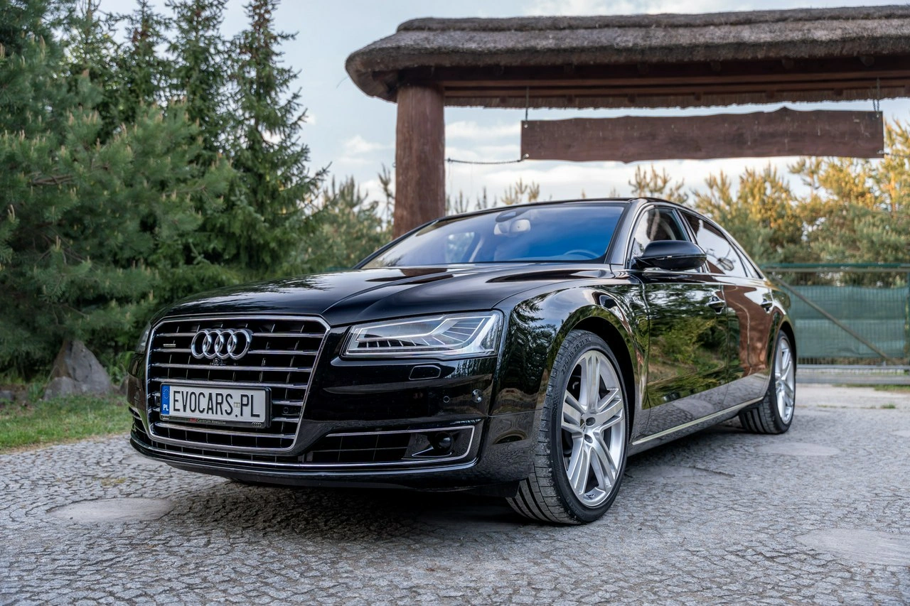 Audi A8 - Zdjęcie 11