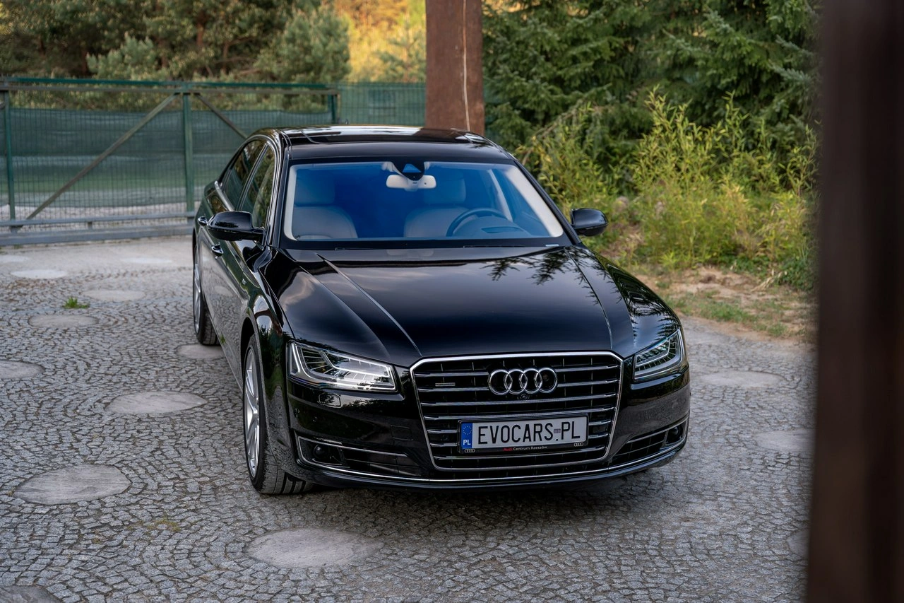 Audi A8 - Zdjęcie 13
