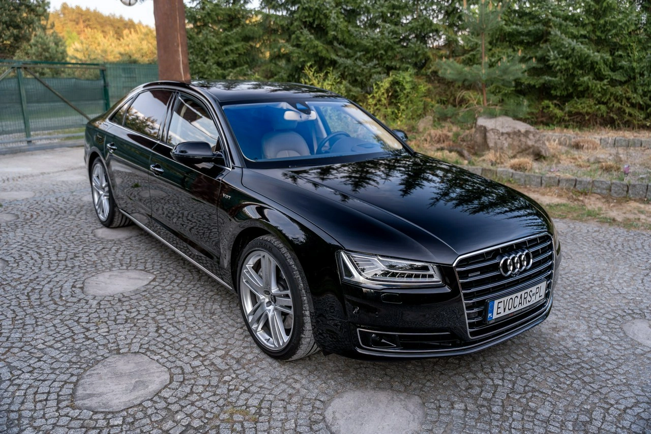 Audi A8 - Zdjęcie 18
