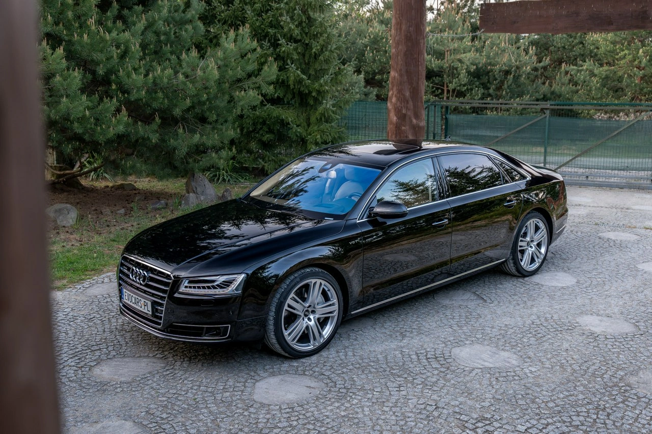 Audi A8 - Zdjęcie 24