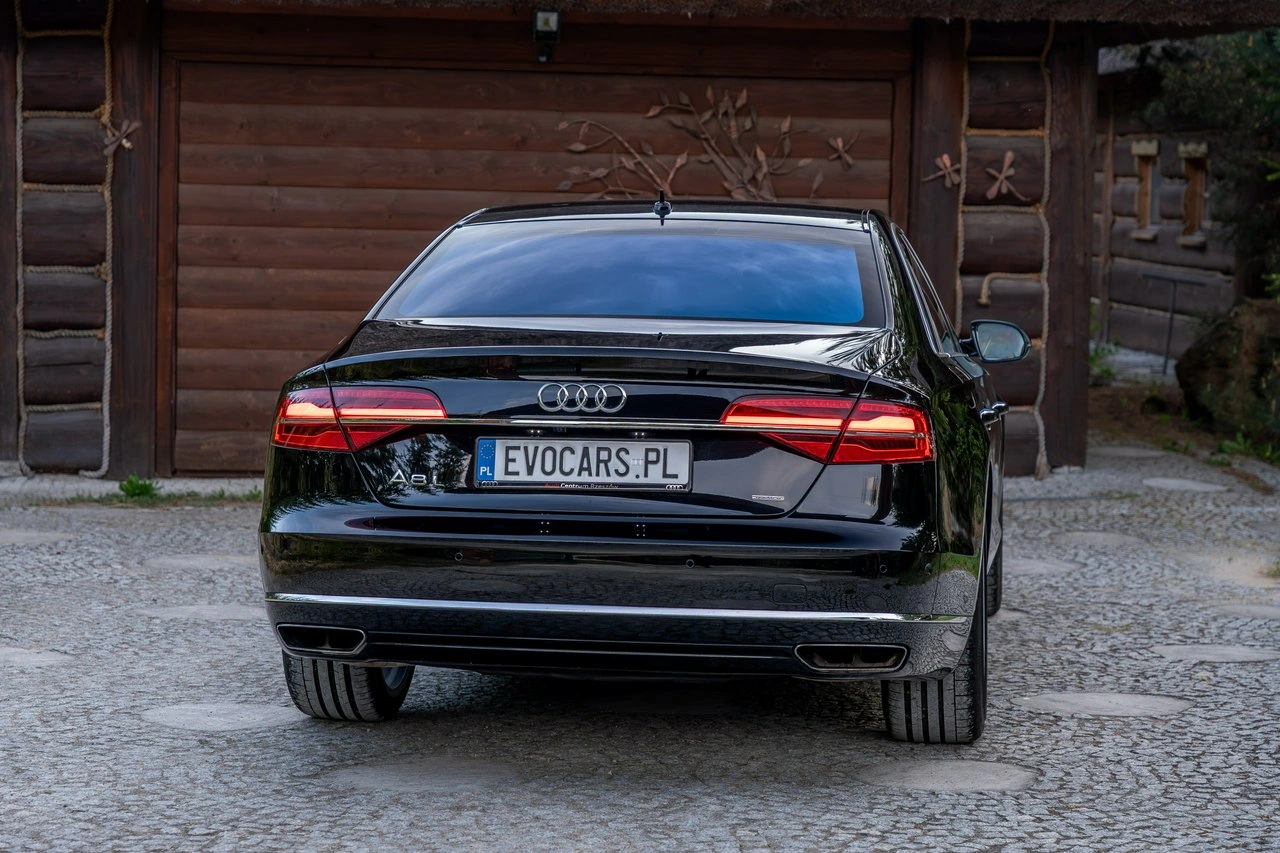 Audi A8 - Zdjęcie 27