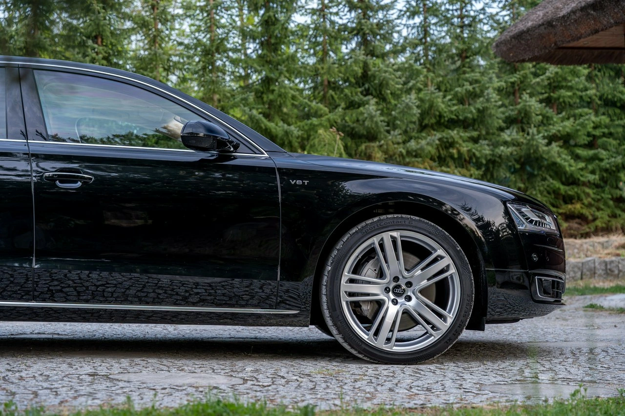 Audi A8 - Zdjęcie 8